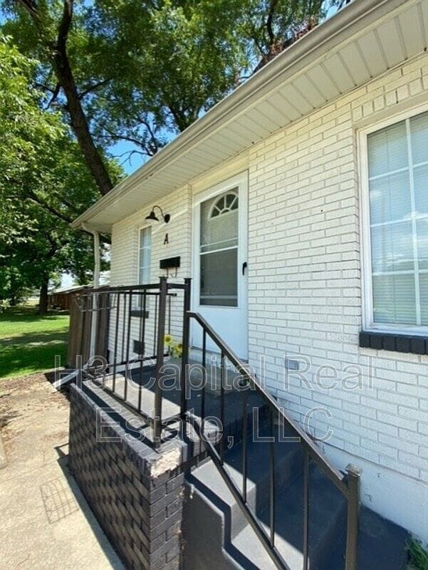 Foto principal - 4900 Maryville Rd