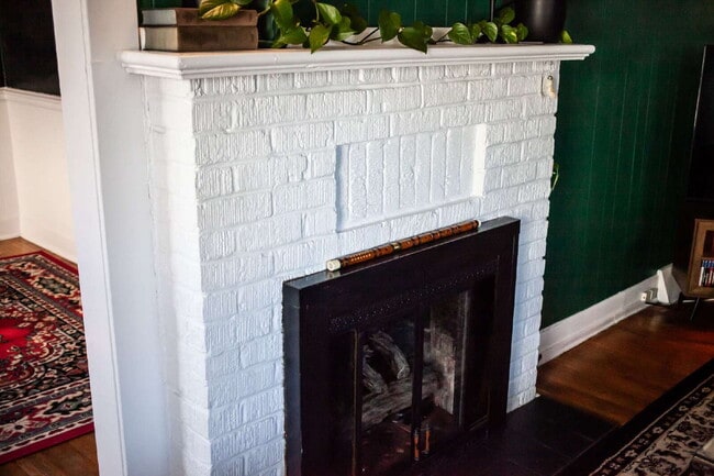 Building Photo - 102 Pear Ave