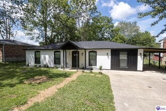 Building Photo - 2659 S Wilson Rd
