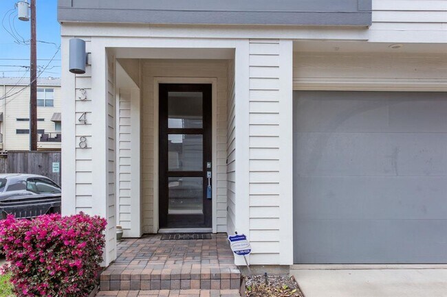 Building Photo - 348 Eado Park Cir
