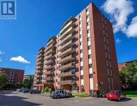 Building Photo - 45 Paisley Blvd W