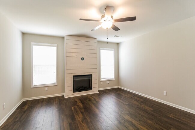 Foto del edificio - 1163 Spring Marsh Ct NE