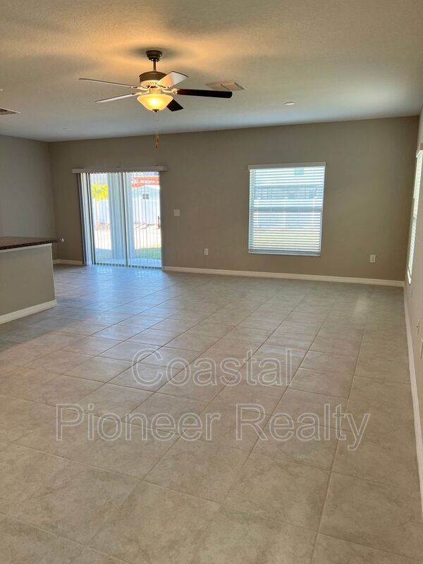 Building Photo - 4432 Globe Thistle Dr
