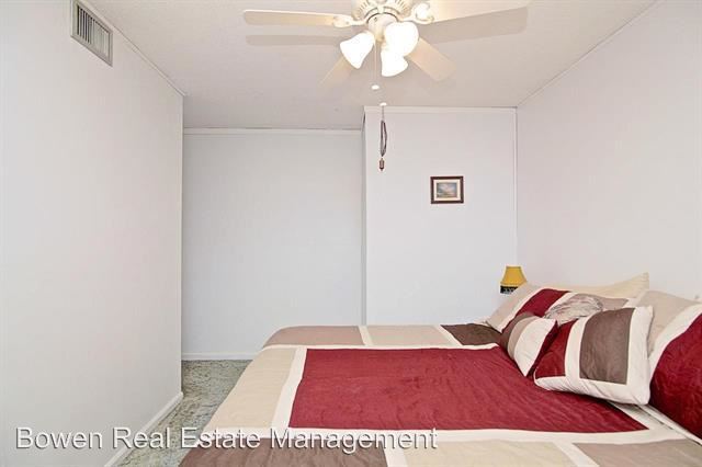 Foto del edificio - 125 Monarch Ln