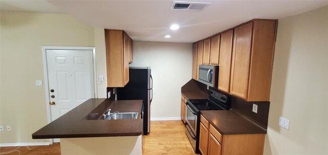 Foto del edificio - 114 E 31st St