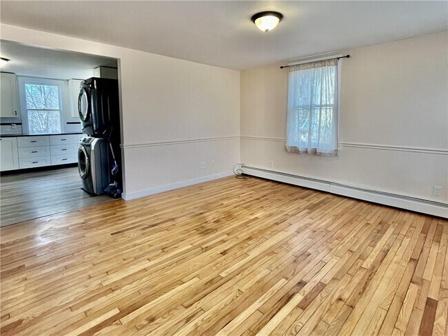 Foto del edificio - 8 N Rd