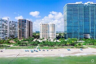 Building Photo - 10185 Collins Ave