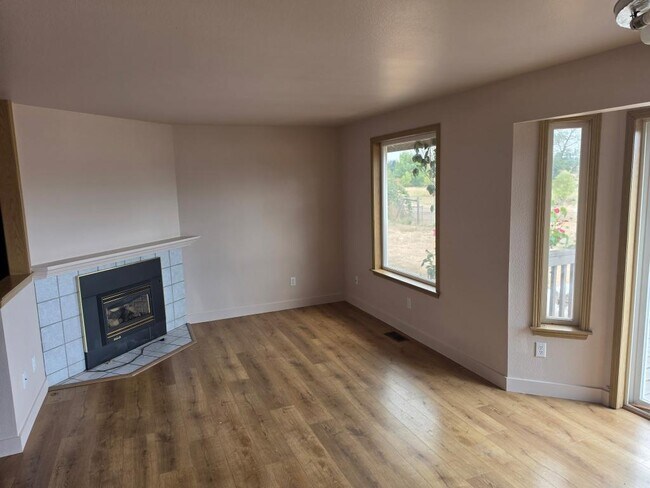 Foto del edificio - 16606 109th Ln SE
