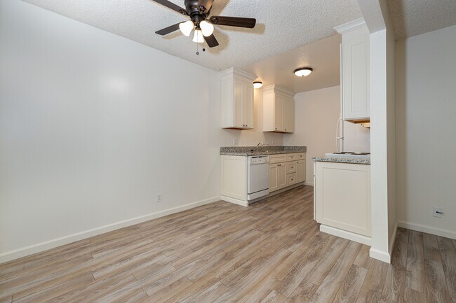 Foto del edificio - 46711 Crawford St