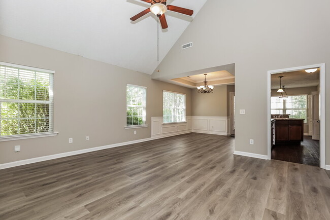 Foto del edificio - 5059 Betsy Ann Ave