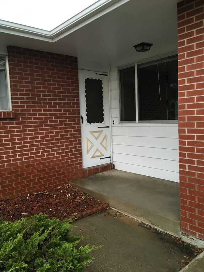 Foto del edificio - 1201 Baker St