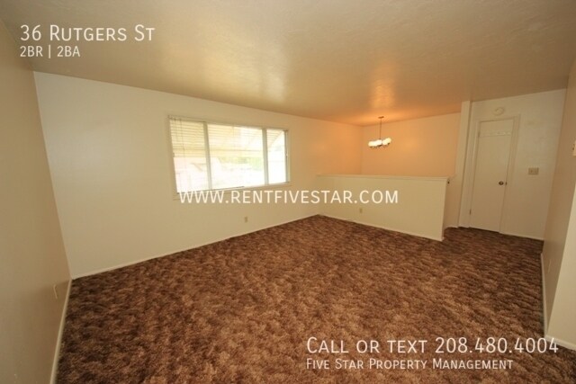 Foto del edificio - Spacious 2 Bedroom Apartment in University...