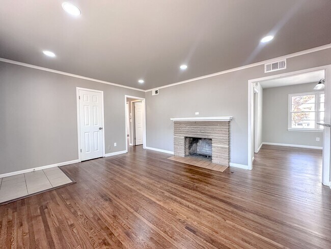 Foto del edificio - Midtown Tulsa: Stunning 4 bedroom 2 bathroom home