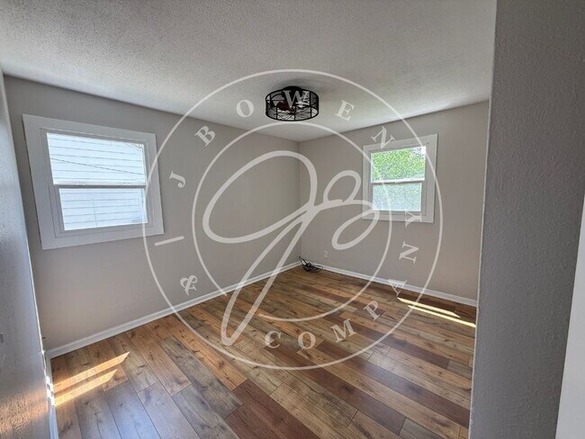 Foto del edificio - 242 E Northgate Pkwy