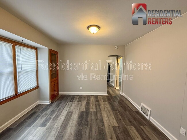 Building Photo - 4241 N 47th St