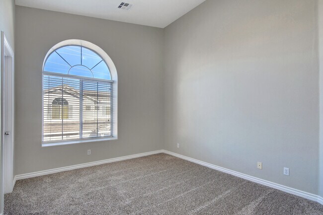 Foto del edificio - 10324 Cherry Brook St