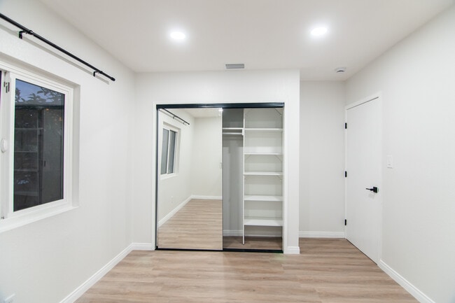 Room 1 - 14700 Friar St