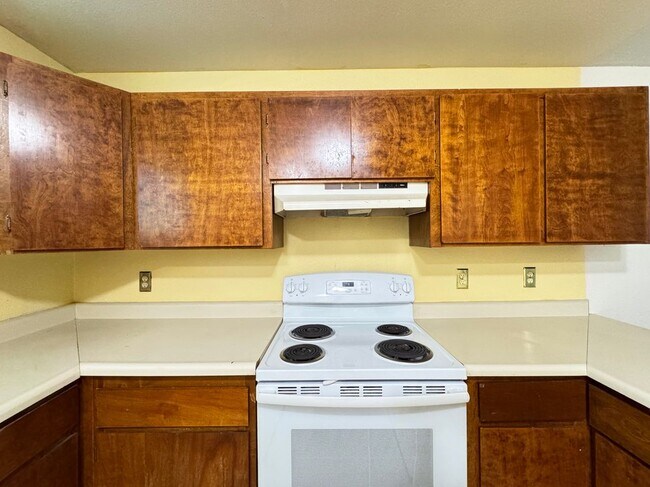 Foto del edificio - 2148 Primrose Dr