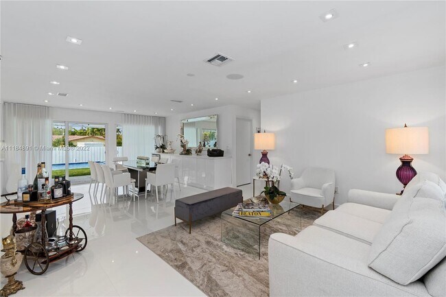 Foto del edificio - 425 SE 3rd Pl