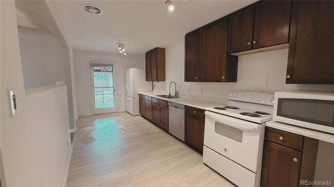 Photo - 273 S 13th Ave House