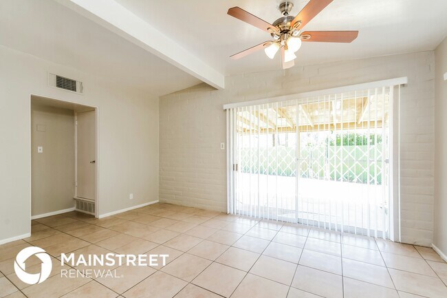 Foto del edificio - 7902 E Scarlett St