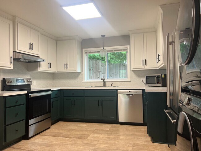 Foto del edificio - 241 Skyline Dr, North Little Rock AR 72116...
