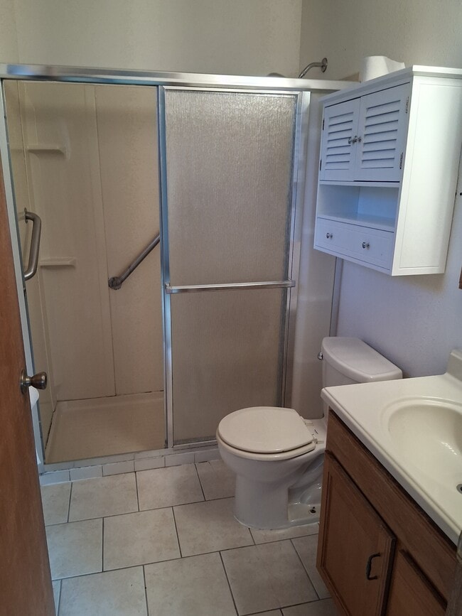 Building Photo - 1210 Sherman Ave