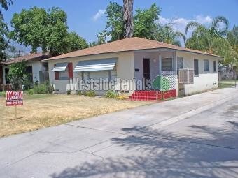 Primary Photo - 3545 N Pershing Ave