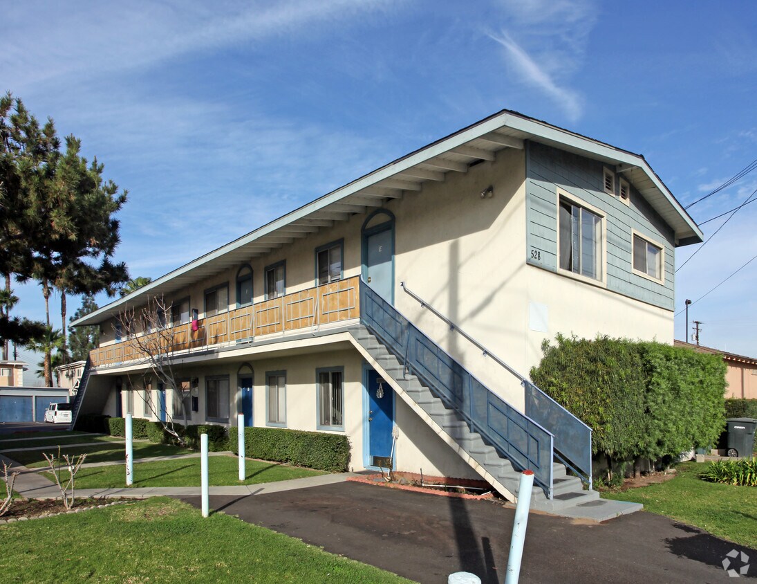 Foto principal - 528 N Batavia St