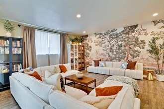 Building Photo - 771 Century Dr