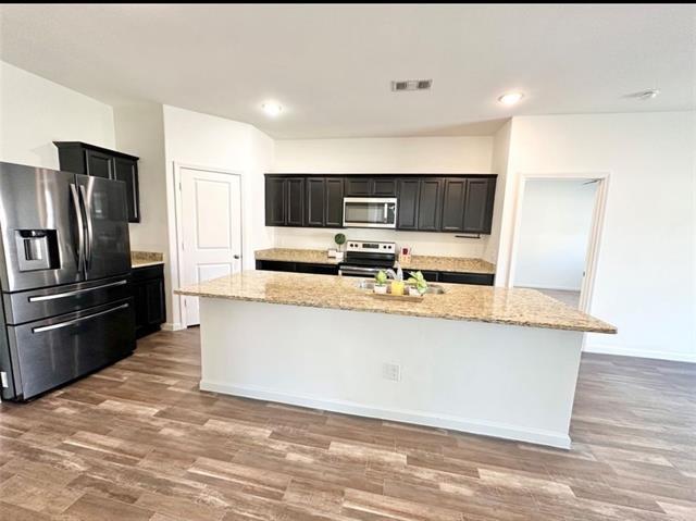 Foto del edificio - 421 Starboard Dr