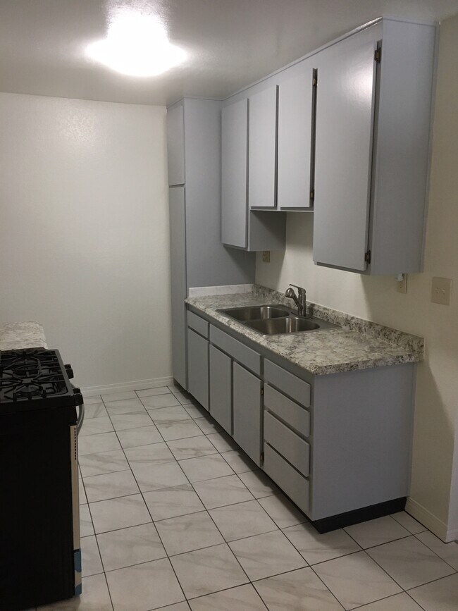 Foto del edificio - 14650 Saticoy St