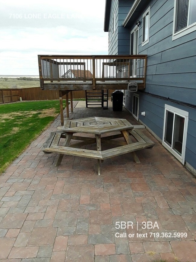 Foto del edificio - 7106 Lone Eagle Ln