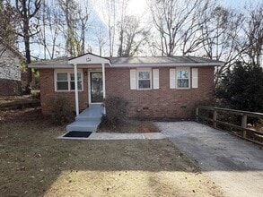 Building Photo - 124 Riverview Ct