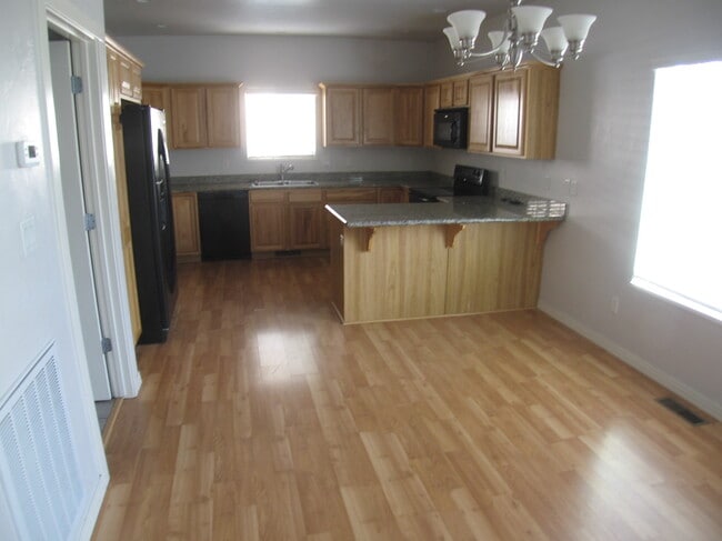 Building Photo - 3121 Dublin Way