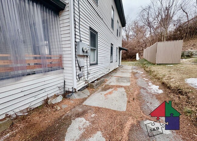 Building Photo - 101 Union St