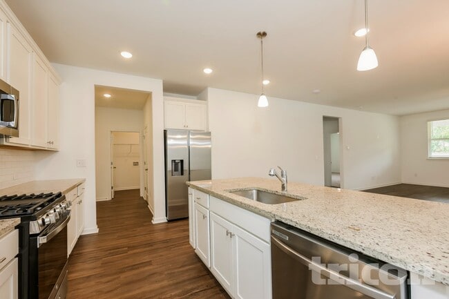 Foto del edificio - 117 Everett Sq