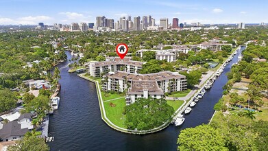 Building Photo - 1301 River Reach Dr