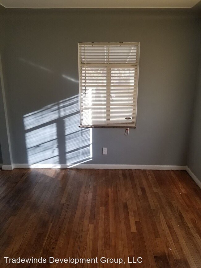 Foto del edificio - 3 br, 1.5 bath House - 16623 Princeton