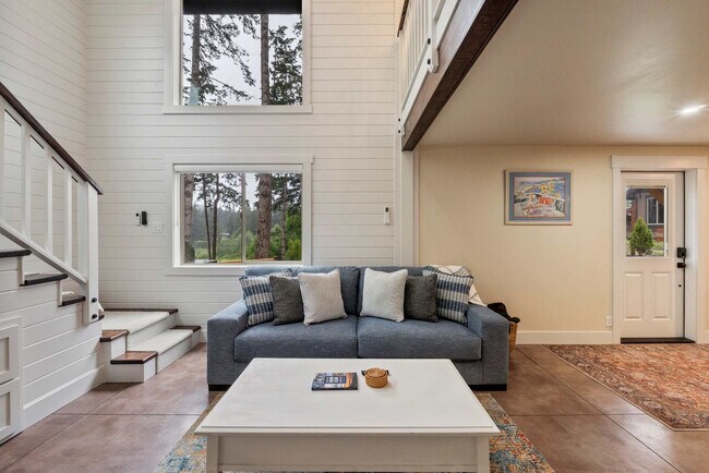 Foto del edificio - 205 Woodland Dr