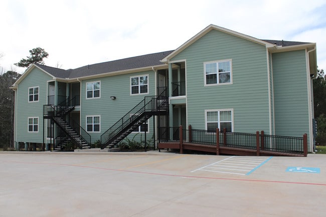 Building Photo - 409 Beto St