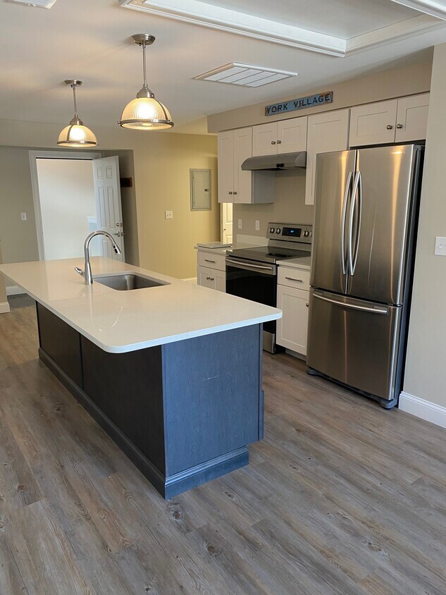 Brand New stainless steel appliances - 15 Woodbridge Rd