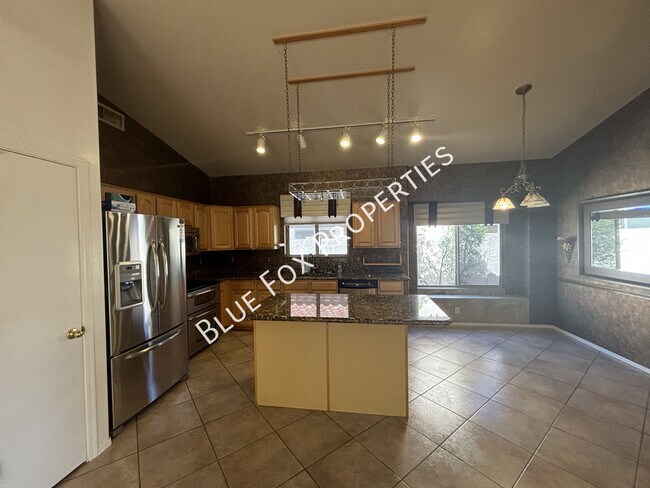 Building Photo - 9511 E Briana Ln