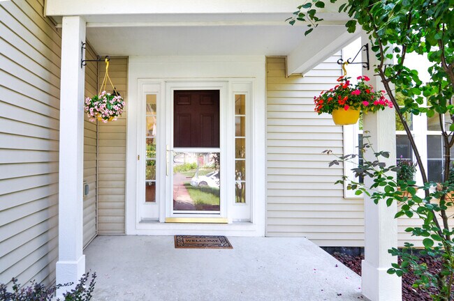 Foto del edificio - 3240 Dunwoodie Rd