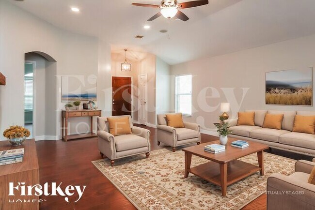 Foto del edificio - 5018 Creekbridge Ct