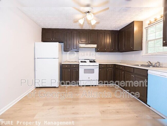 Foto del edificio - 2414 Leeward Ct