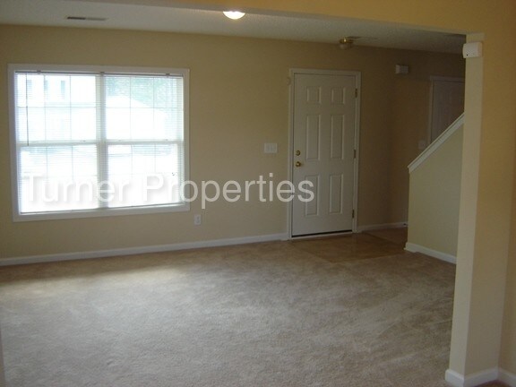 Building Photo - Great home close to Shaw AFB & Ft Jackson