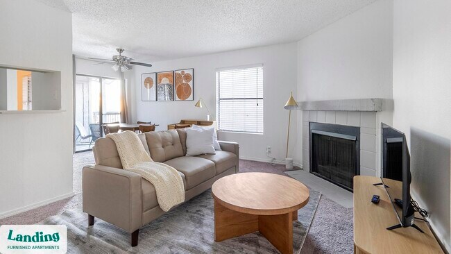 Building Photo - 1071 Clayton Ln