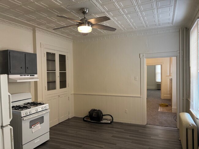 Foto del edificio - 1549 Lowrie St