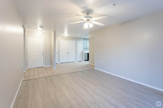 2 HAB, 2 BA: 1,025 ft² - Alexis Apartments